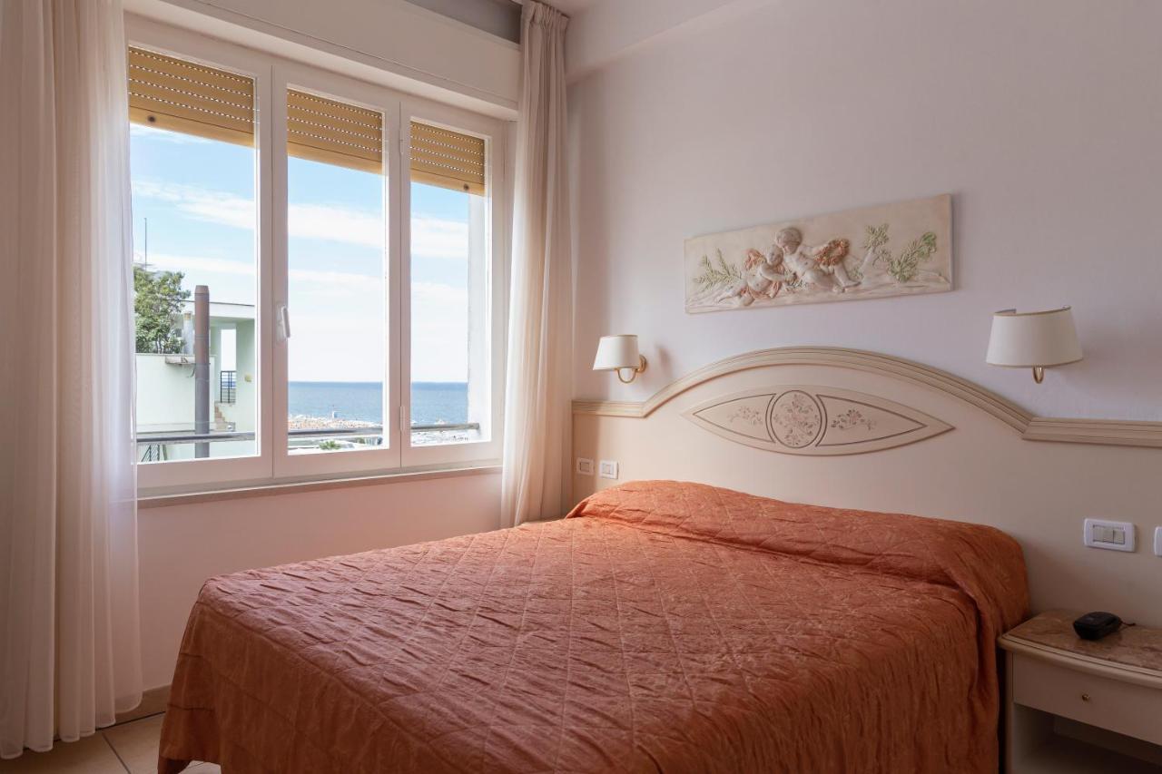 Hotel Mocambo Milano Marittima Esterno foto