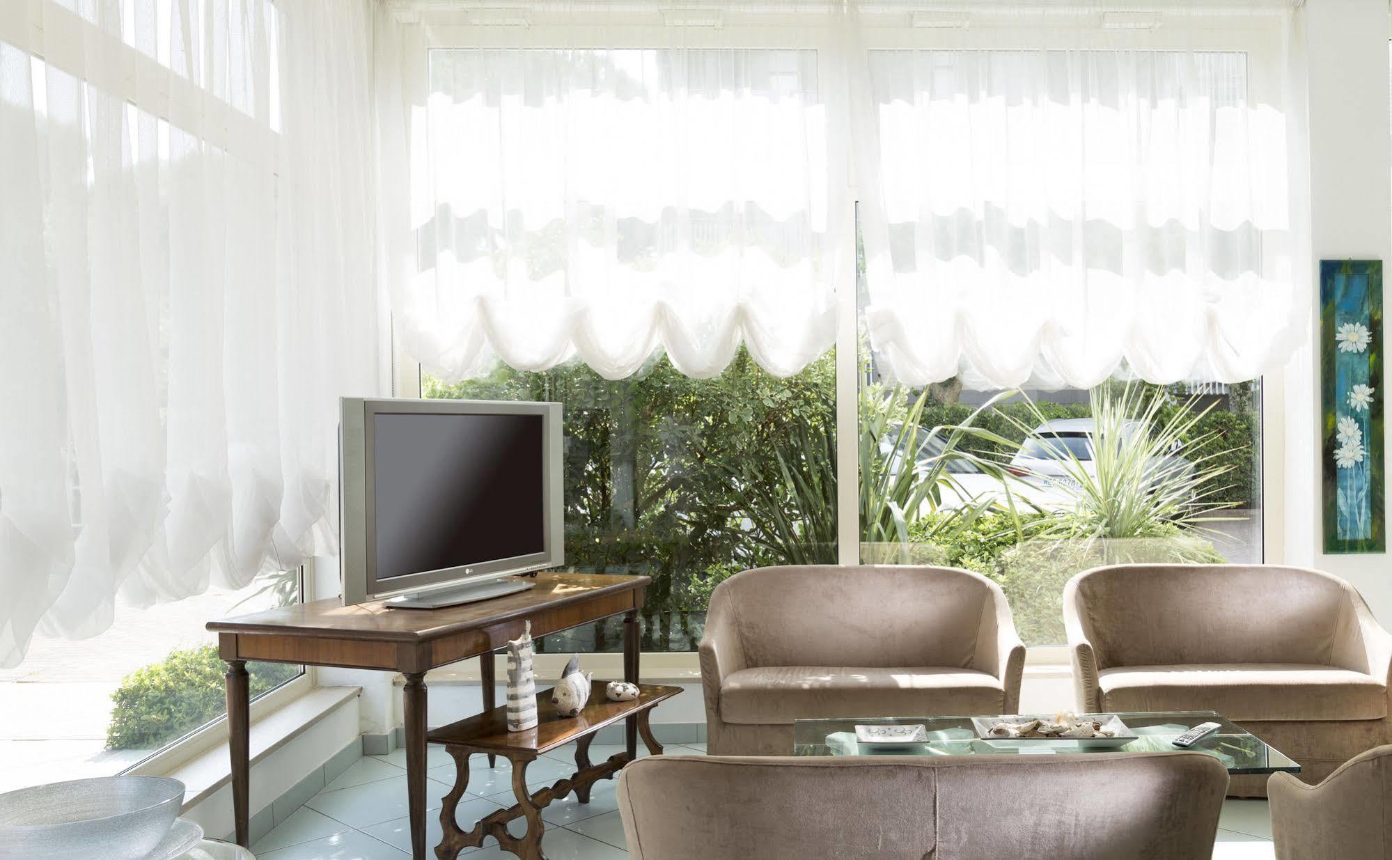 Hotel Mocambo Milano Marittima Esterno foto